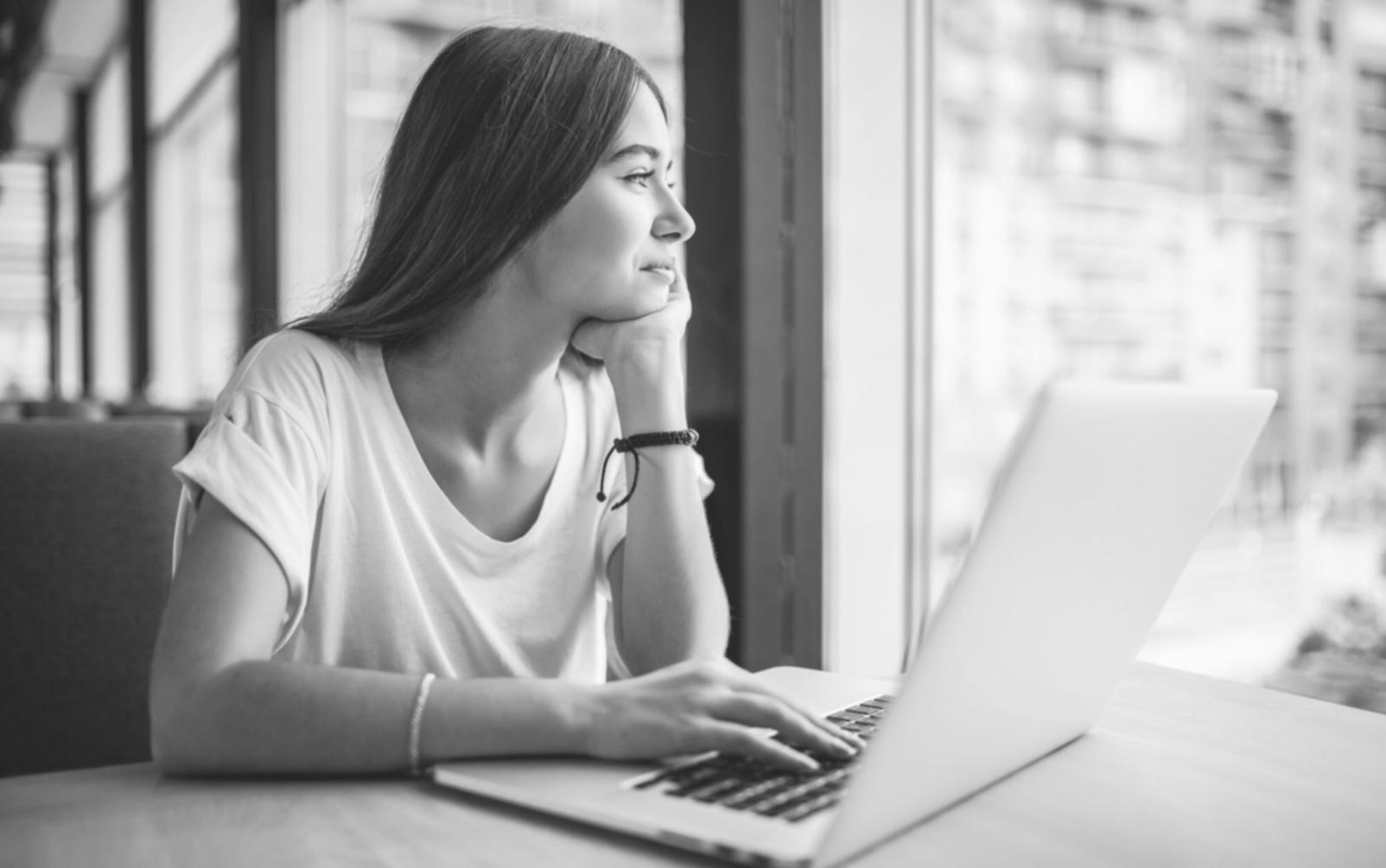 Analyse détaillée des données financières avec graphiques et tendances de marché